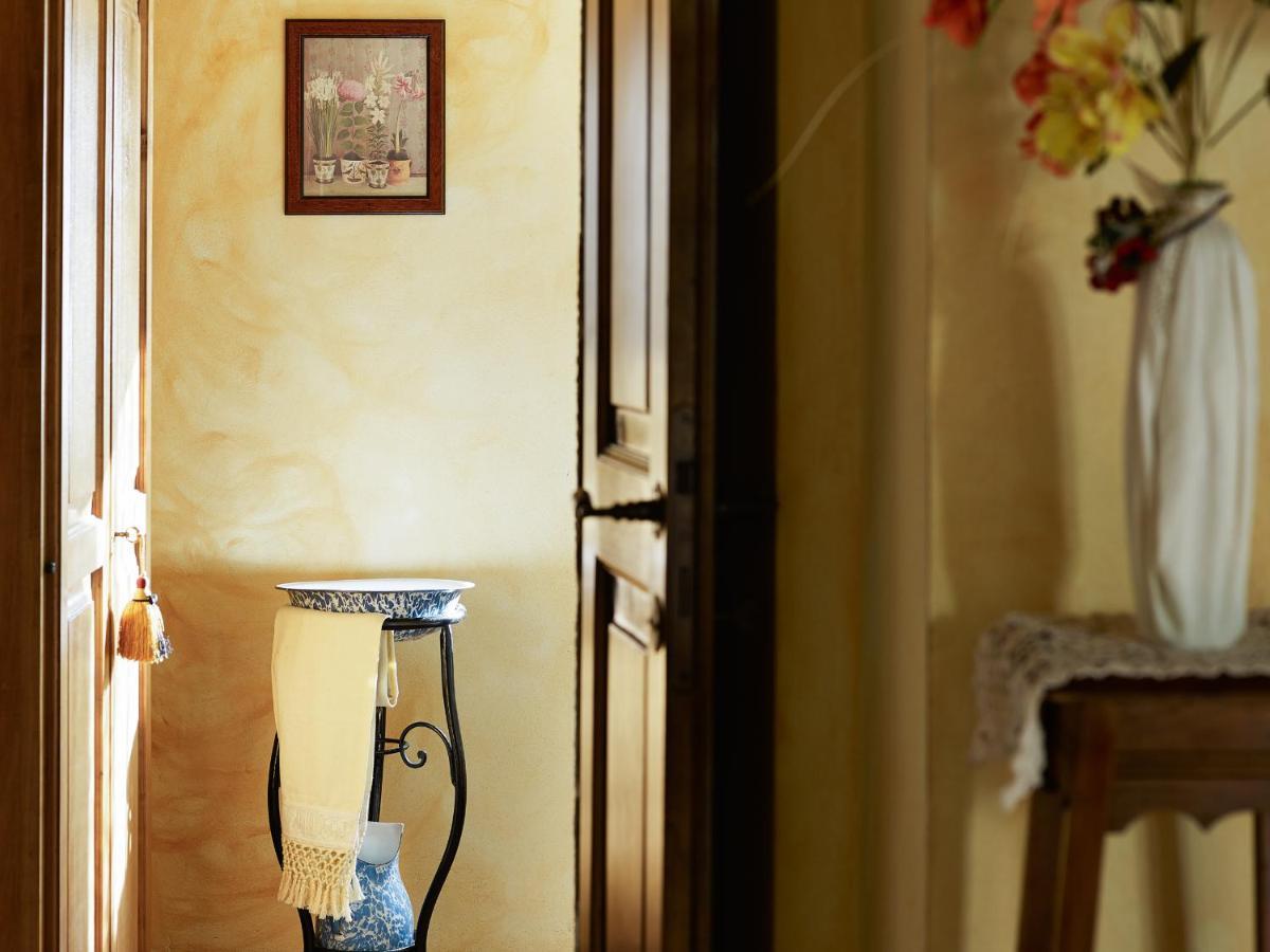 Monastero San Silvestro Villa Кортона Екстериор снимка